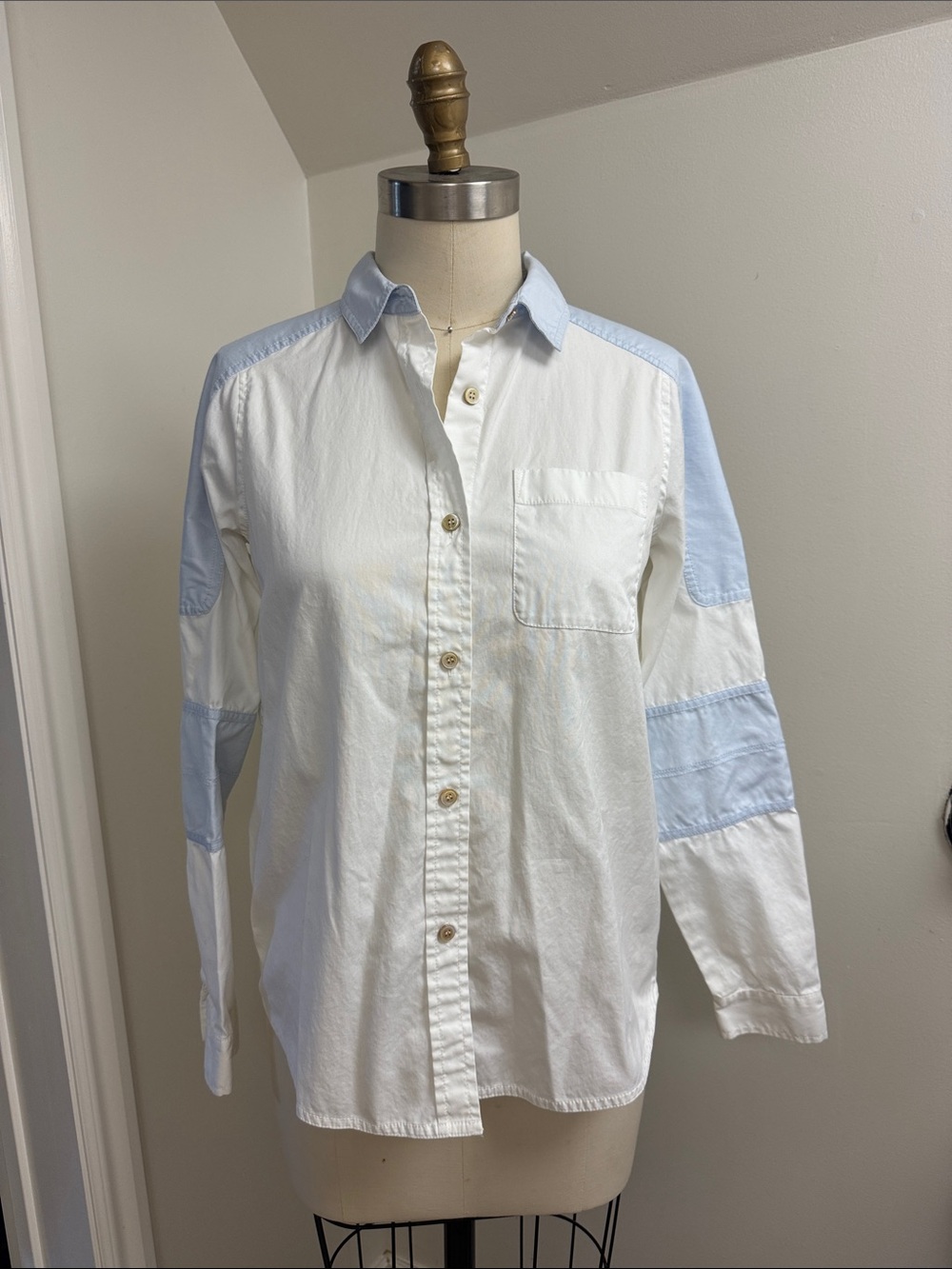 Marc by Marc Jacob’s Women’s Dress Shirt - xs